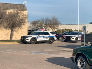 Witnesses react to shooting at Dayton Mall