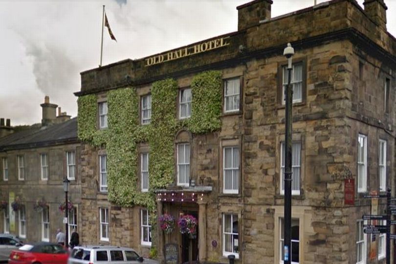 Yobs with faces covered run into High Peak hotel and abuse staff