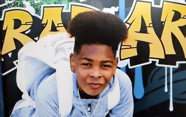 14-year-old drill rapper stabbed to death on London bus was due in court for machete offence