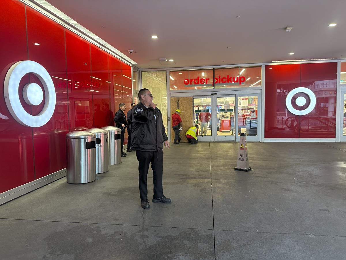 2 security guards shot in gunfight with shoplifting suspect outside a Los Angeles Target