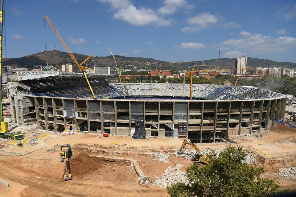 30 second summary: Barcelona’s Camp Nou return delayed