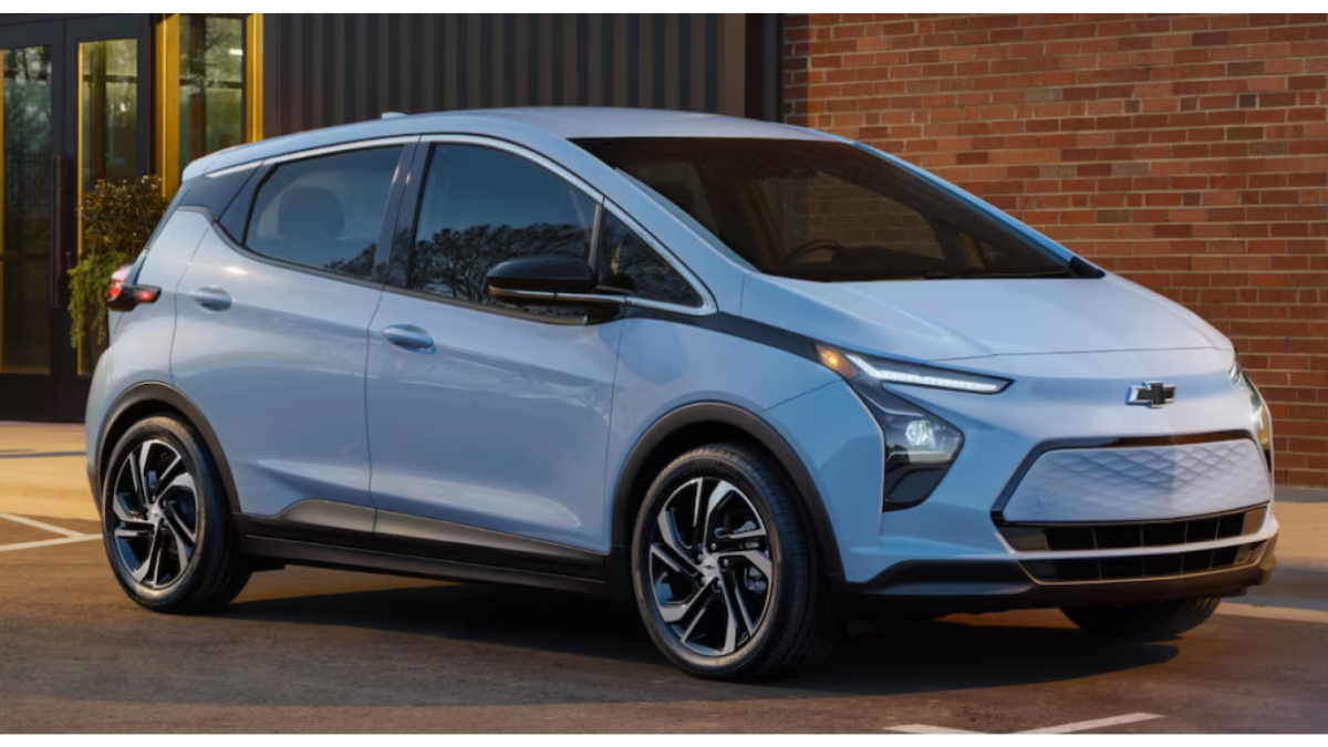 4 Electric and Hybrid Cars That Could See the Biggest Price Drops in 2025