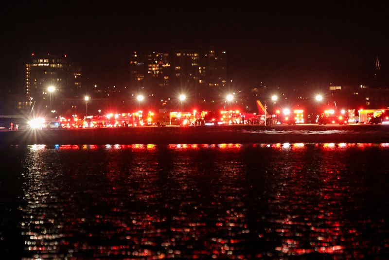 American Airlines jet collides with helicopter near Washington’s Reagan Airport