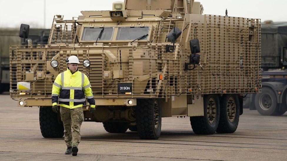 Army vehicles shipped to Romania for Nato exercise