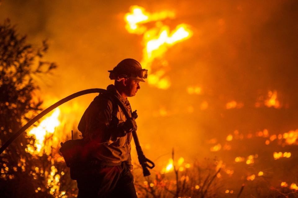 Arnold Schwarzenegger pledges m towards Los Angeles wildfire relief: ‘I’m going to lead the way’