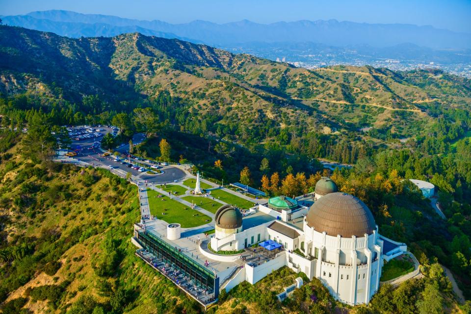 Before-and-after photos show iconic Los Angeles locations impacted by wildfires