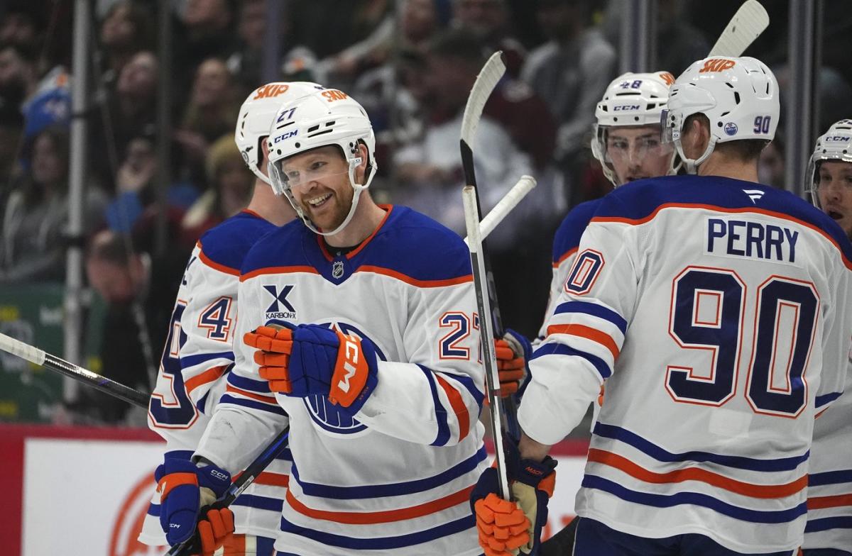 Bouchard scores late goal to lift the surging Oilers past the Avs, 4-3