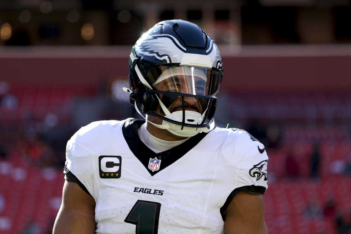 Eagles’ Jalen Hurts elevated to full participant in practice ahead of Wild Card game vs. Packers