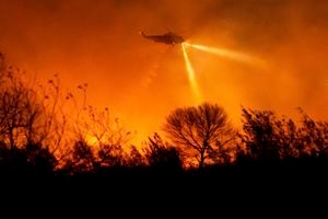 Firefighters brace for strong winds that could fuel Los Angeles fire growth