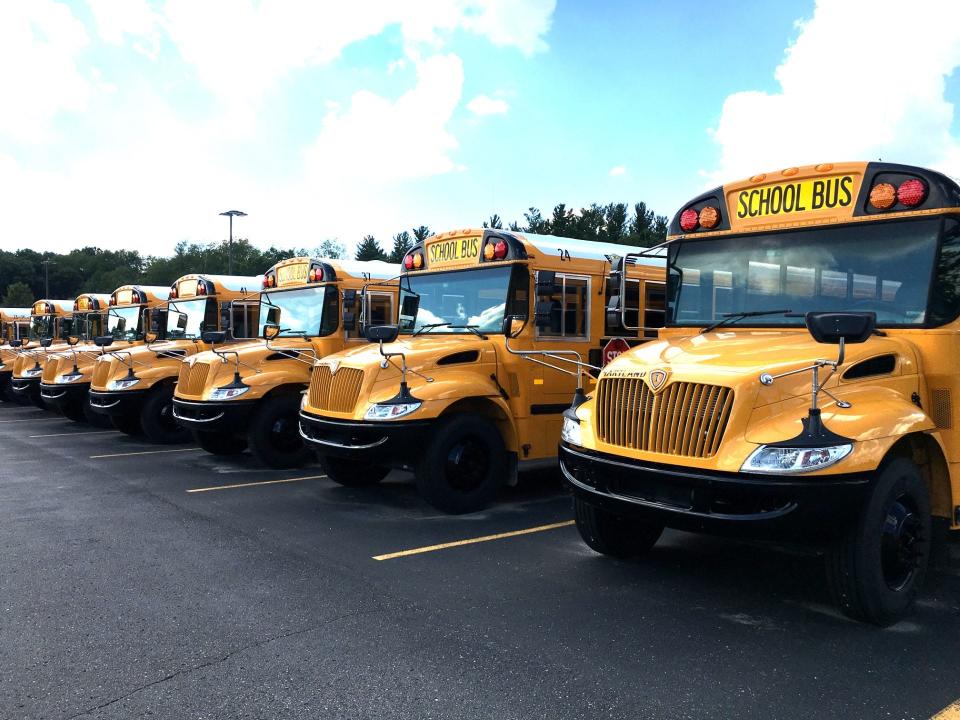 Hartland Schools to work with consultant on bus driver shortage