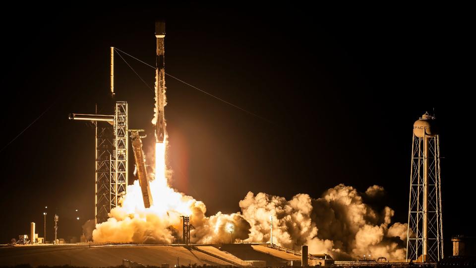 How to watch SpaceX launch its 1st Falcon 9 rocket of 2025 tonight