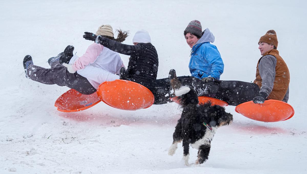 Kentucky winter storm live updates Saturday: How much snow did Louisville get?