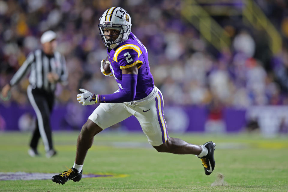 LSU WR Kyren Lacy reportedly wanted on charges of negligent homicide and hit-and-run