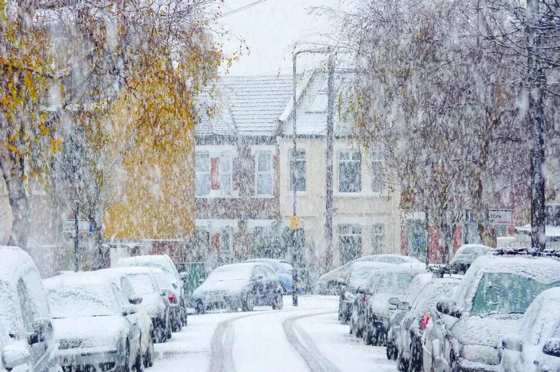 Met Office on exactly when temperature will drop with ‘spells of snow’ for some