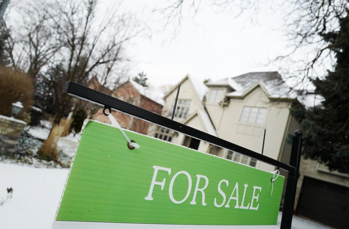 Mortgage rates top 7%, hitting 7-month high. But relief may be in sight.