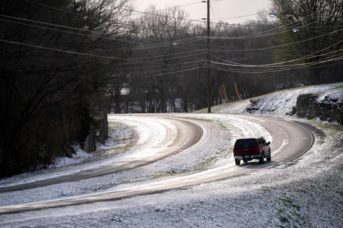 Nashville area road conditions: Stay home if you can, here’s what to know if you must drive