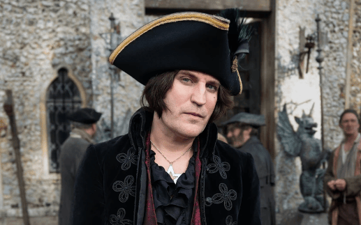 Noel Fielding drops out of Apple show over health issues as ‘furious’ cast and crew ‘plan to sue’