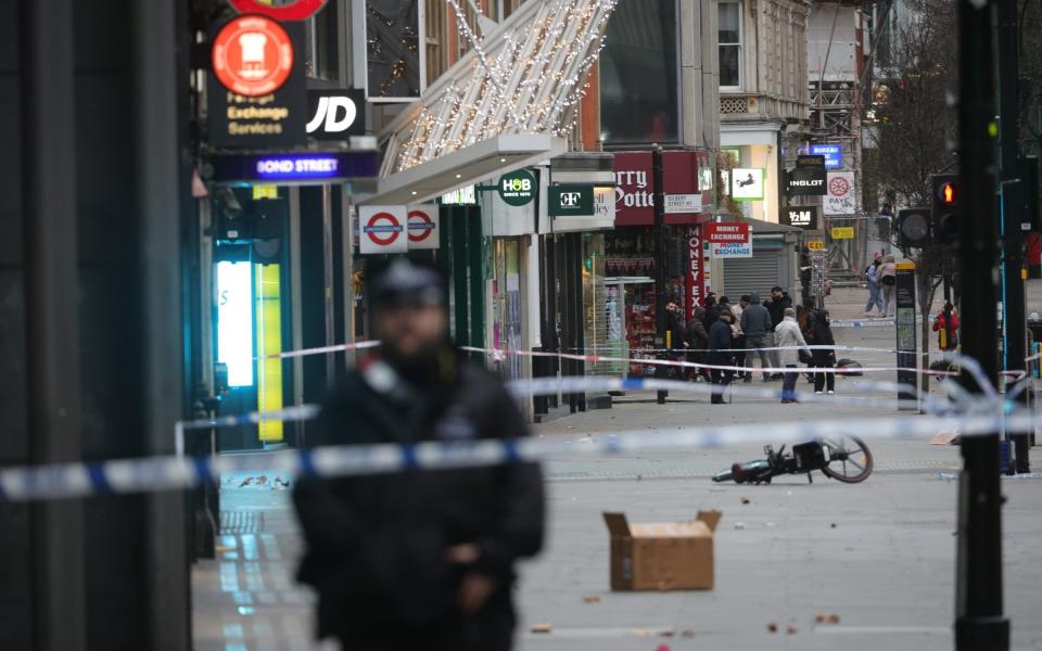 Oxford Street closed after New Year’s Day ‘machete’ attack