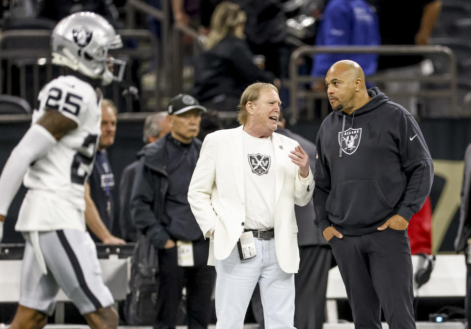 Raiders’ first problem isn’t a coach or quarterback. It’s Mark Davis’ inability to find his own identity.