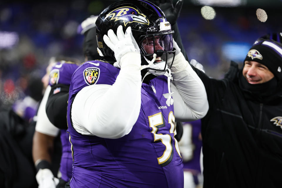 Ravens players lose it after 355-pound DT Michael Pierce’s INT: ‘The most crazy, amazing play in NFL history’