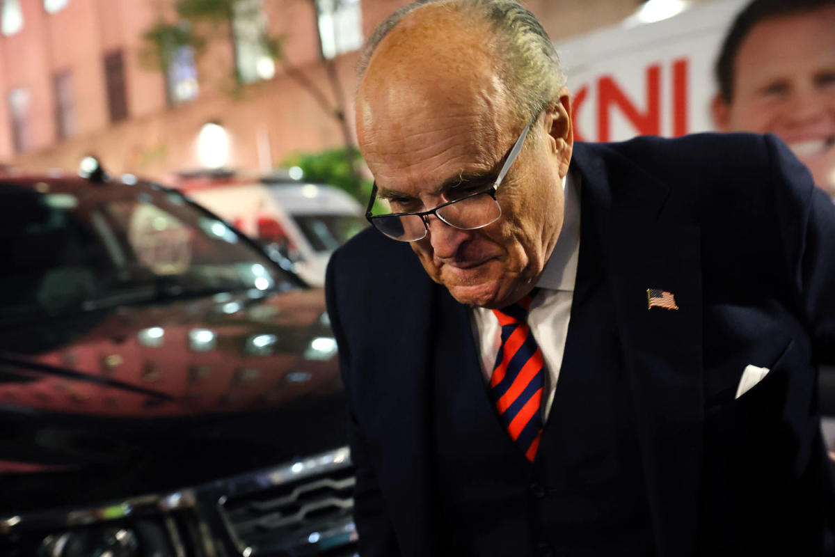 Rudy Giuliani settles with Freeman, Moss over assets handover issues