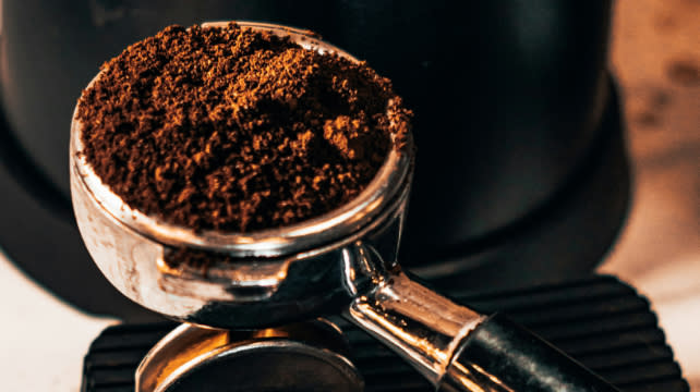 Scientists Discovered An Amazing Practical Use For Your Leftover Coffee Grounds