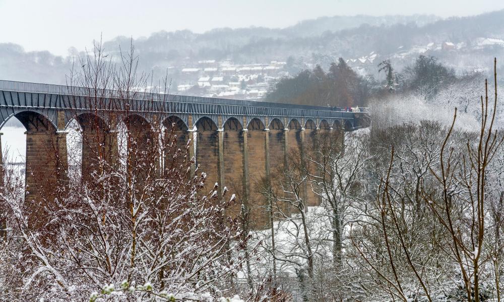 Three-day snow warning issued for parts of England, Scotland and Wales