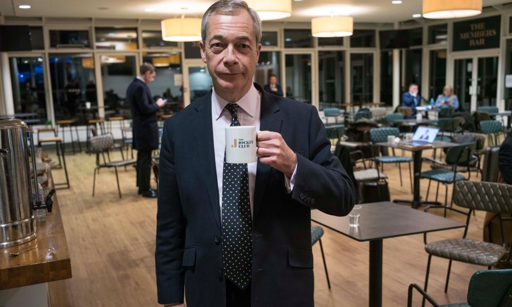 Twelve Reform UK councillors to resign over Nigel Farage’s leadership