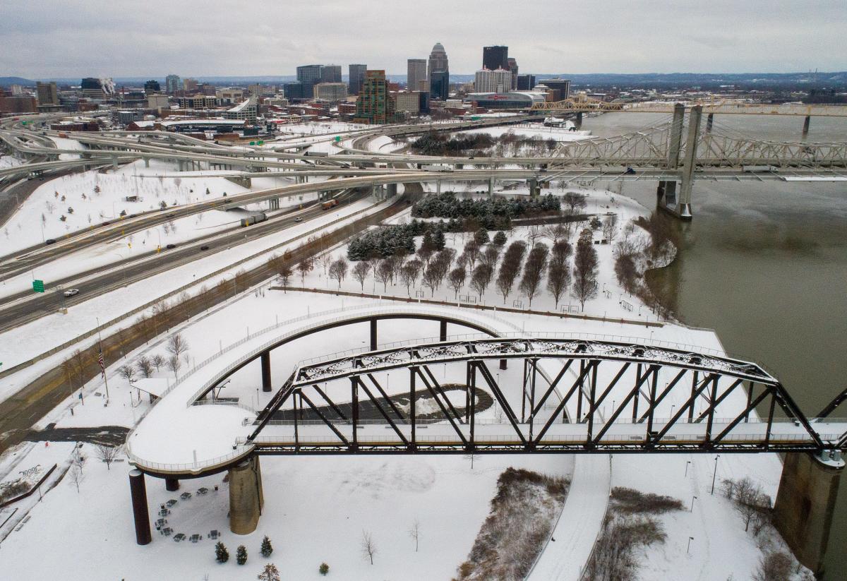 What is freezing fog? It’s pretty much what it sounds like. About the winter weather warning