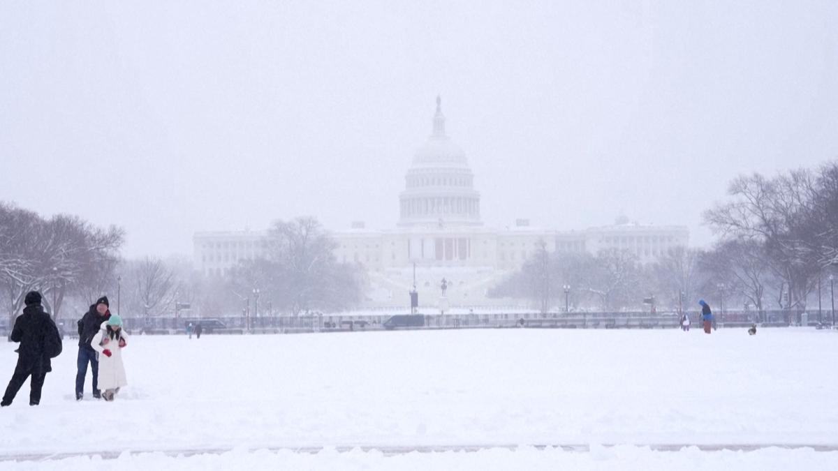 Winter Storm In DC Delays President Carter’s Funeral Events