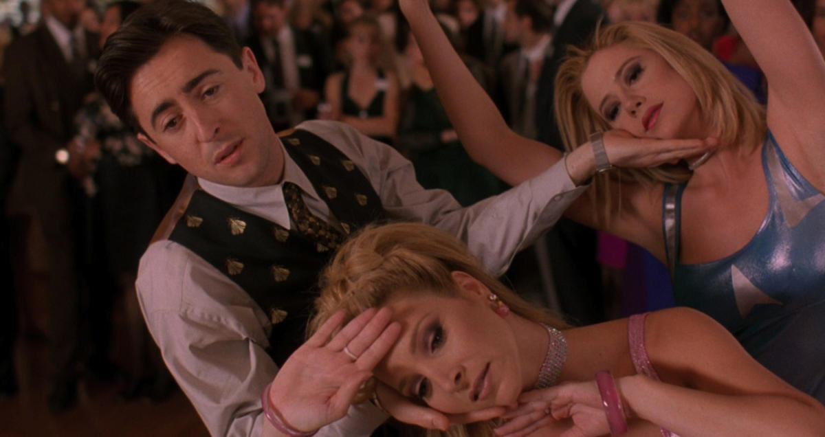 Alan Cumming is ‘sure there’s going to be a dance number’ in ‘Romy and Michele’ sequel: ‘There’s got to be’