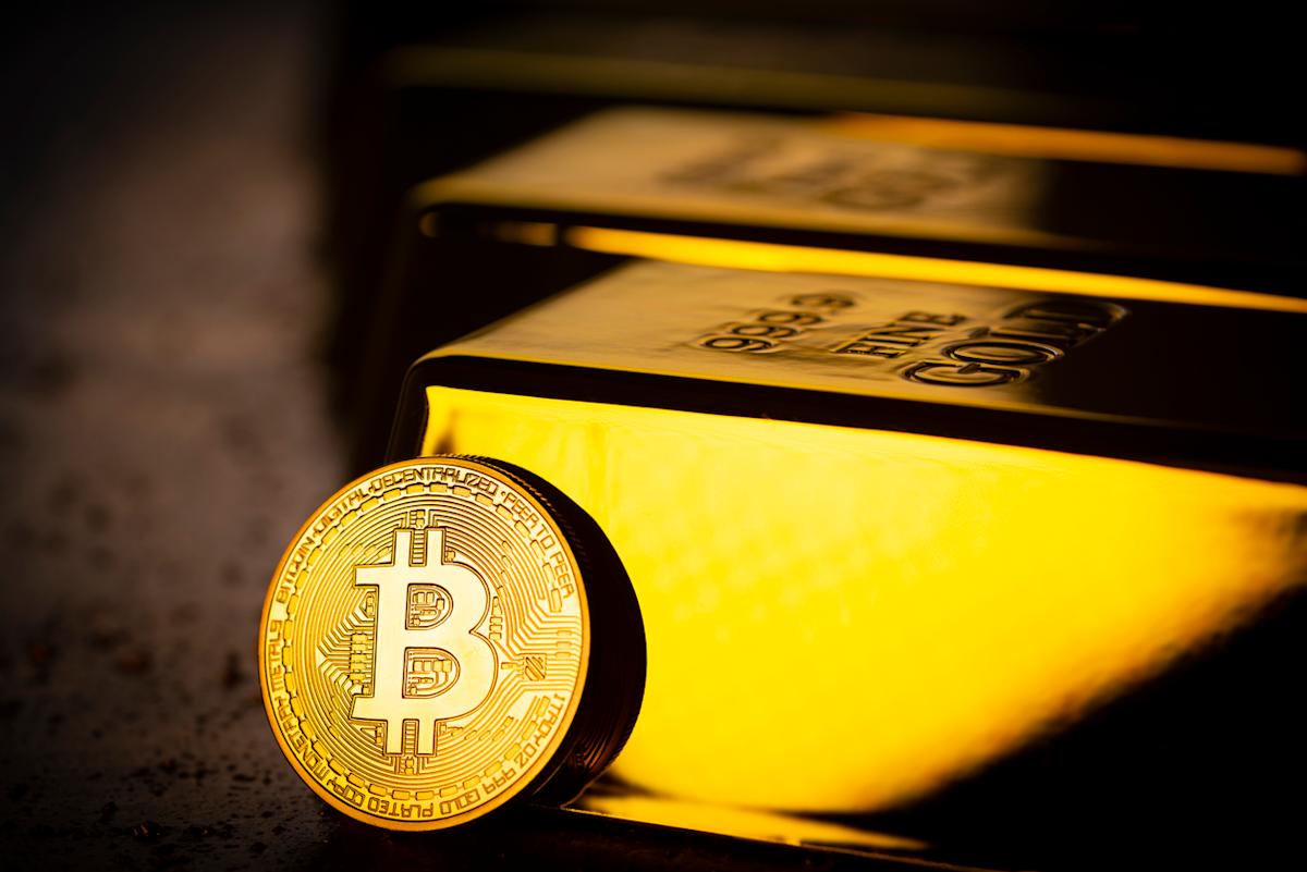 Bitcoin ETFs Hit by Record Outflows as Gold ETFs Surge