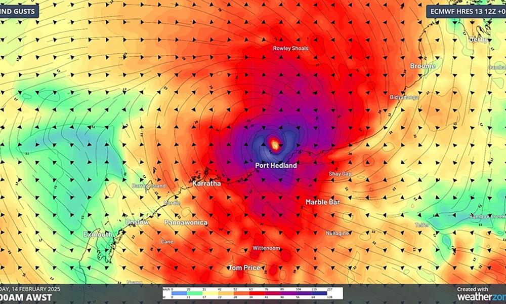 ‘Everyone is locked in their house’: WA braces for flash flooding as ‘destructive’ Cyclone Zelia makes landfall