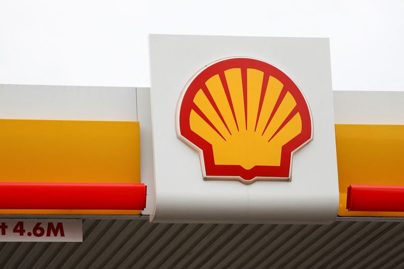 Exclusive-Trinidad to seek US extension for Shell’s gas project in Venezuela