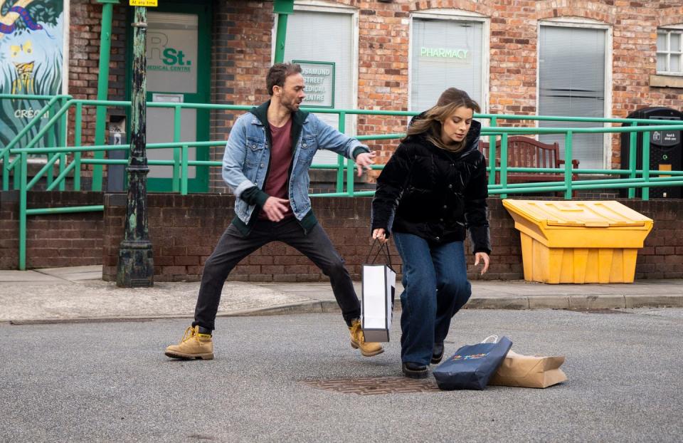 Explosive Coronation Street trailer reveals tragic David story and Rob’s revenge