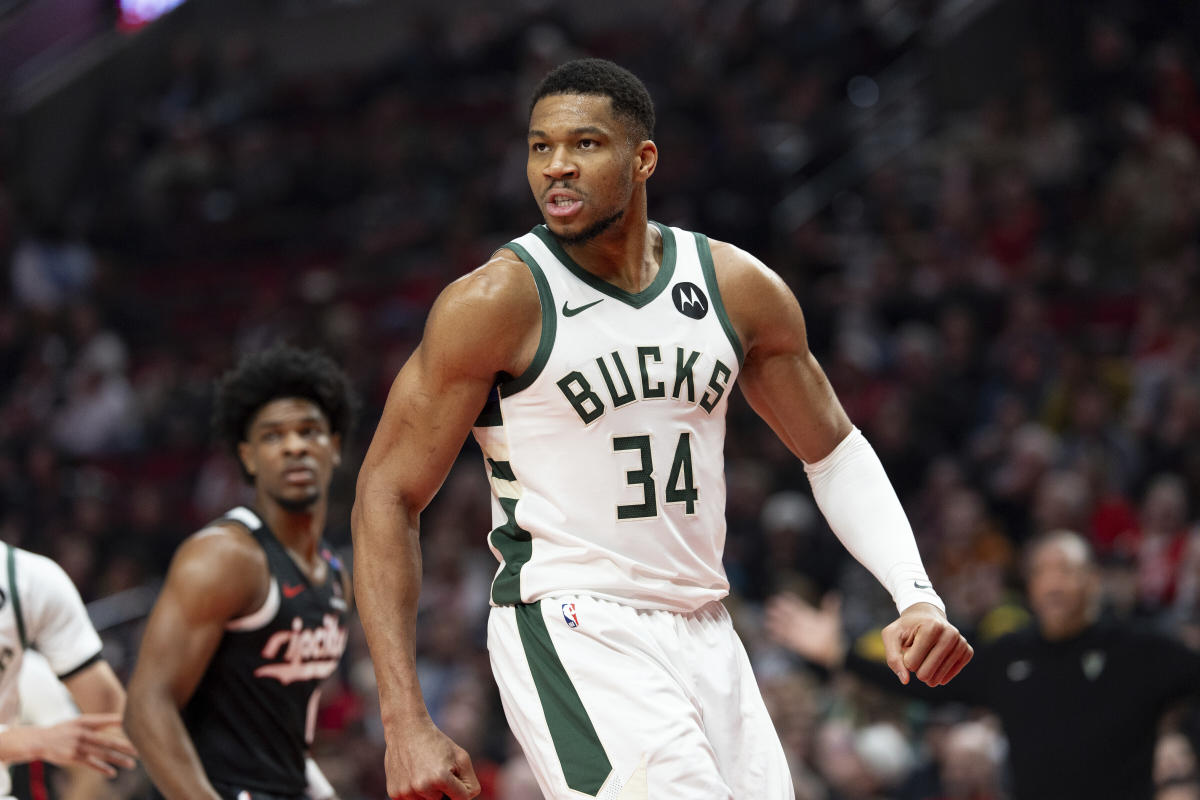 Giannis’ new weapon: Can his midrange game elevate the Bucks? | The Kevin O’Connor Show