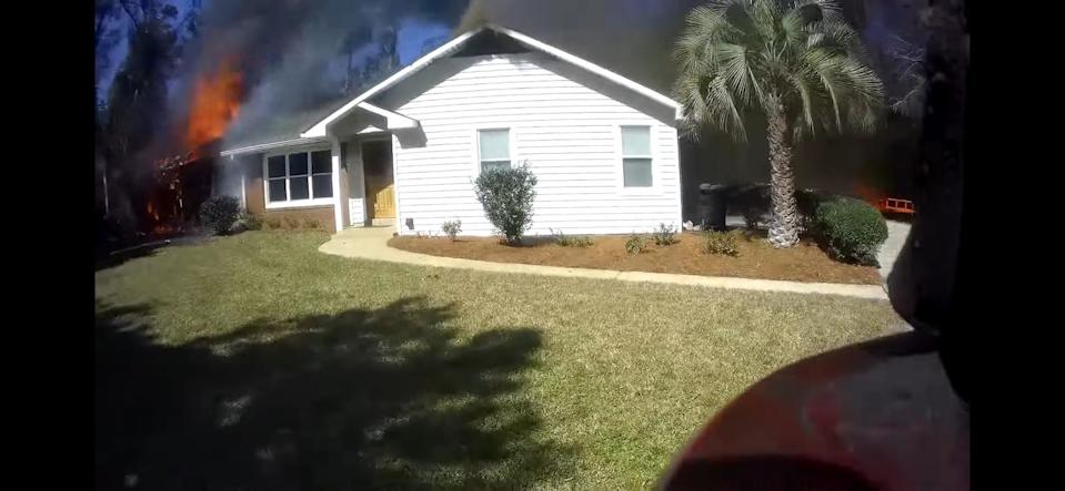 Glynn County firefighter injured, two dogs die in house fire