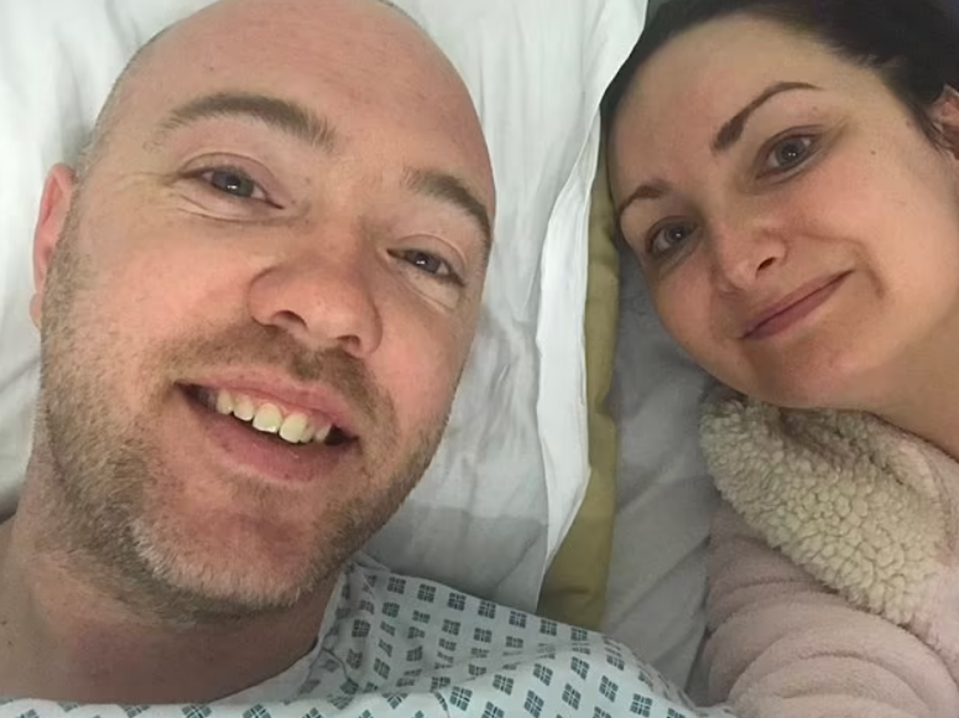 How a father gave his kidney to a stranger to save his wife in incredible three-way donor swap