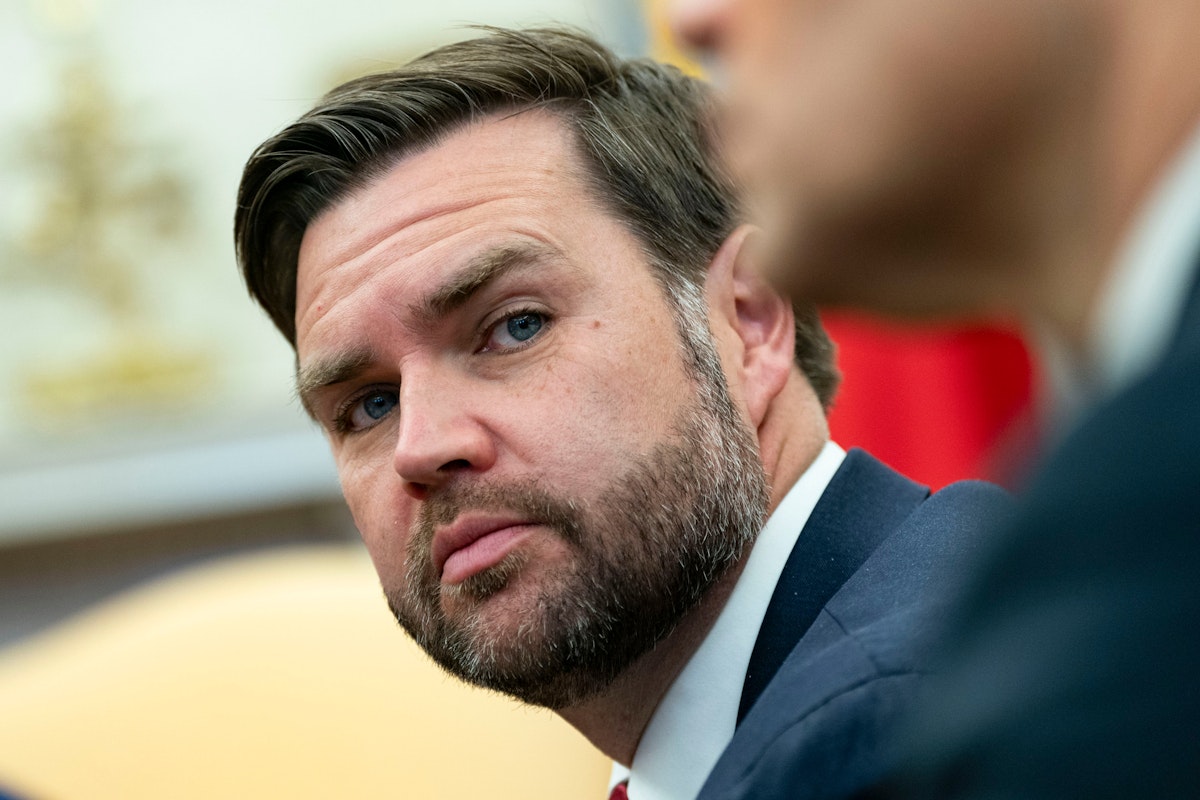 JD Vance Torn to Shreds in Hilarious Ohio Newspaper Op-Ed