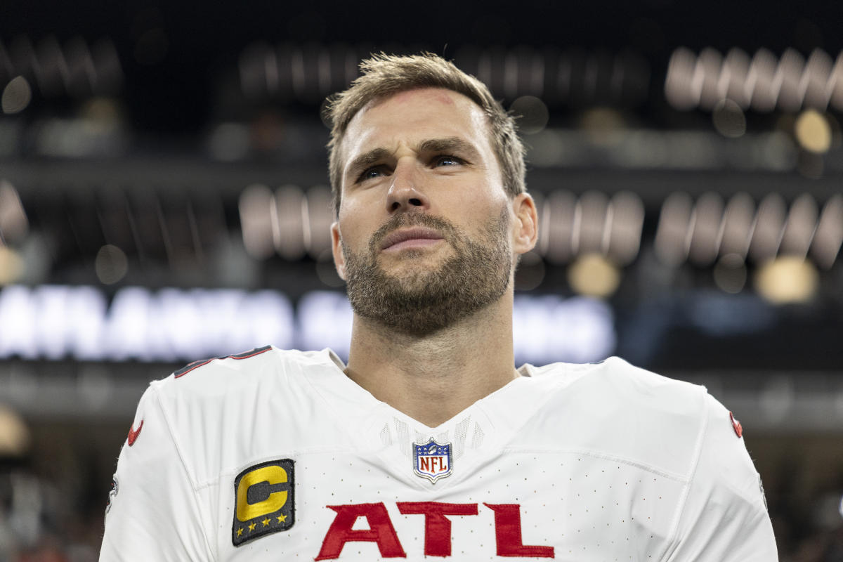 Kirk Cousins says he dealt with shoulder, elbow injuries before Falcons benched him