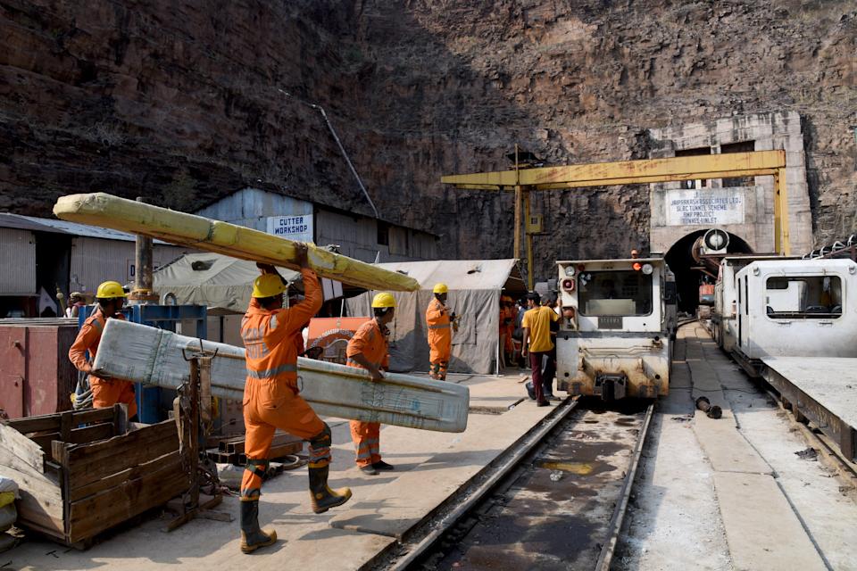 Little hope of finding workers alive after tunnel collapse, official says