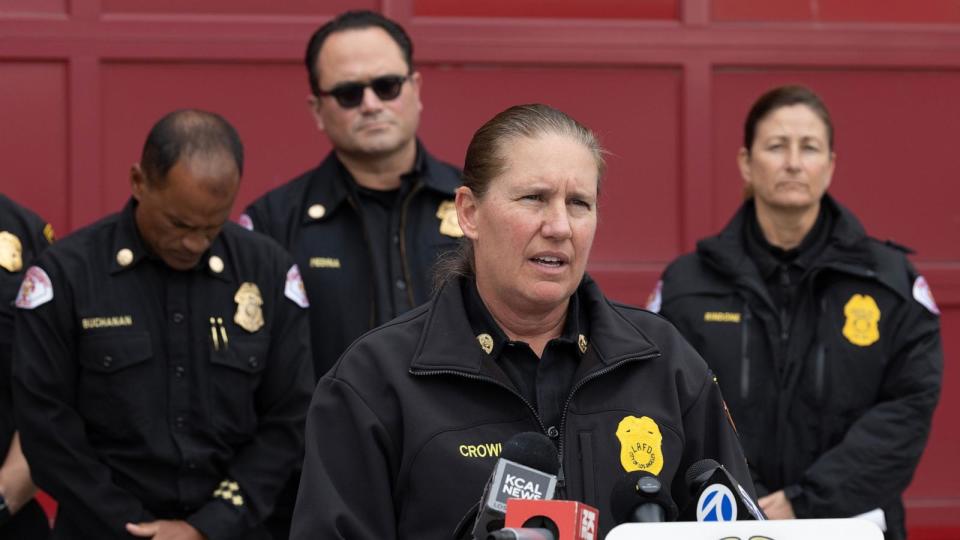 Los Angeles removes fire chief in wake of massive wildfires