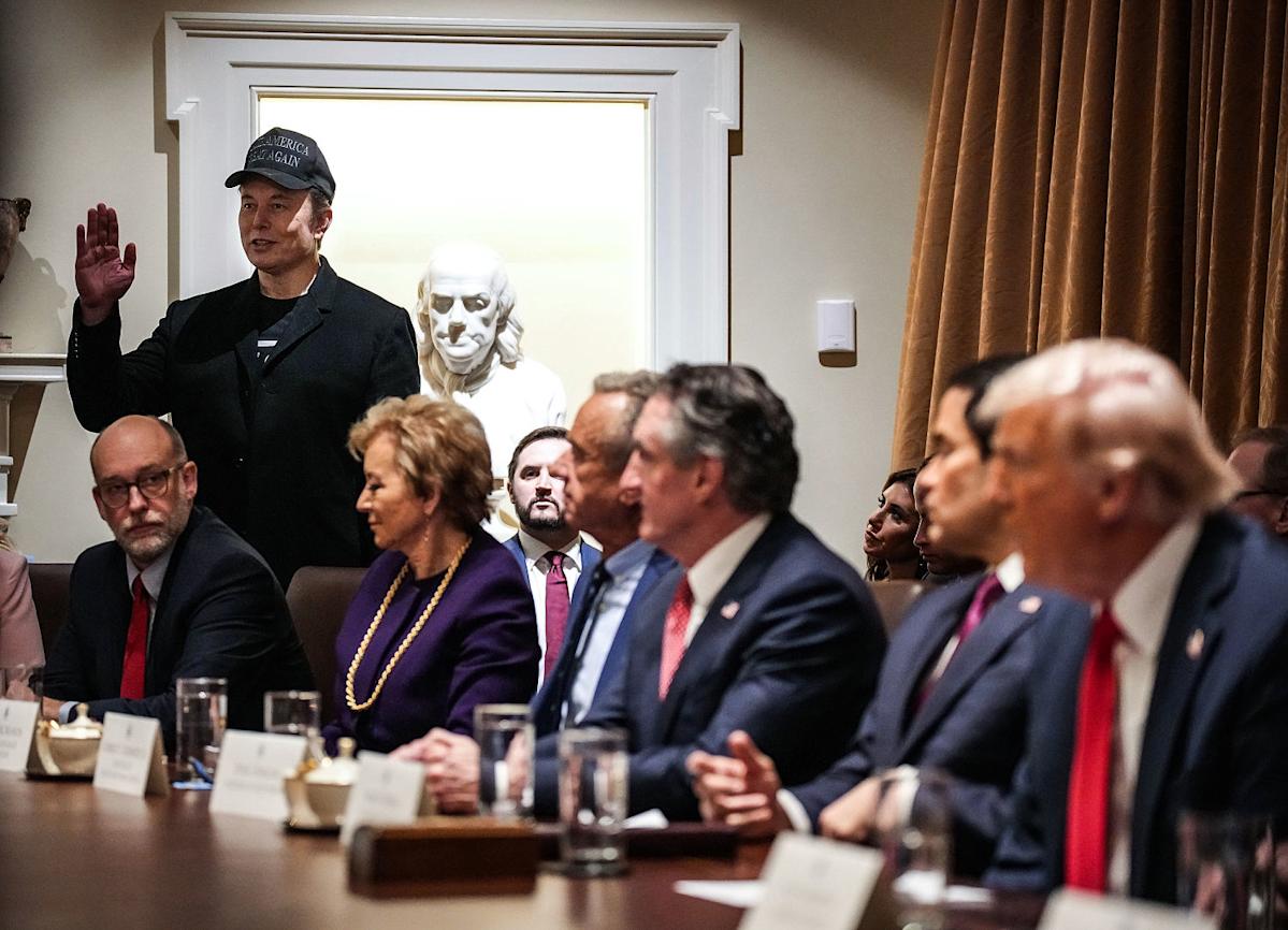 Maddow Blog | Why did Elon Musk take center stage at a White House Cabinet meeting?