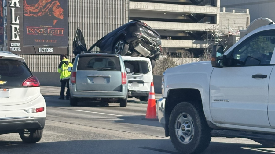 Major I-15 crash delays traffic for several miles near South Jordan