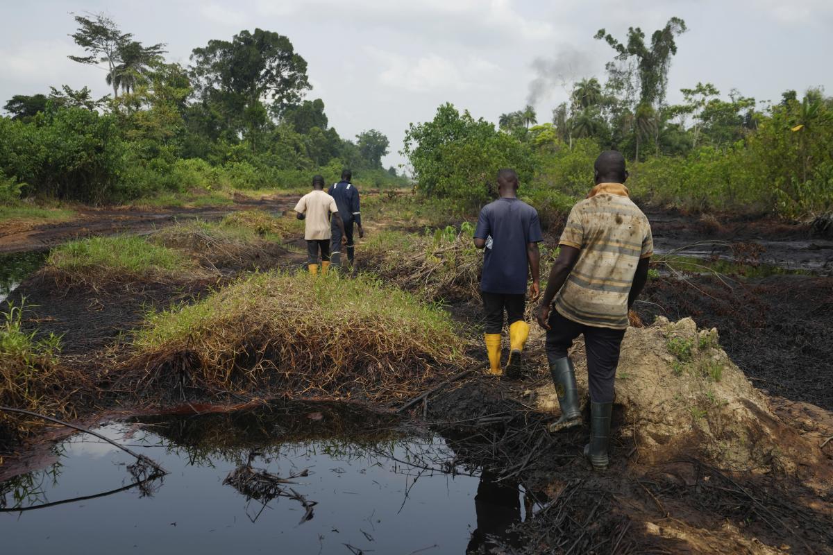 Nigeria moves to restart oil production in vulnerable region after Shell sells much of its business