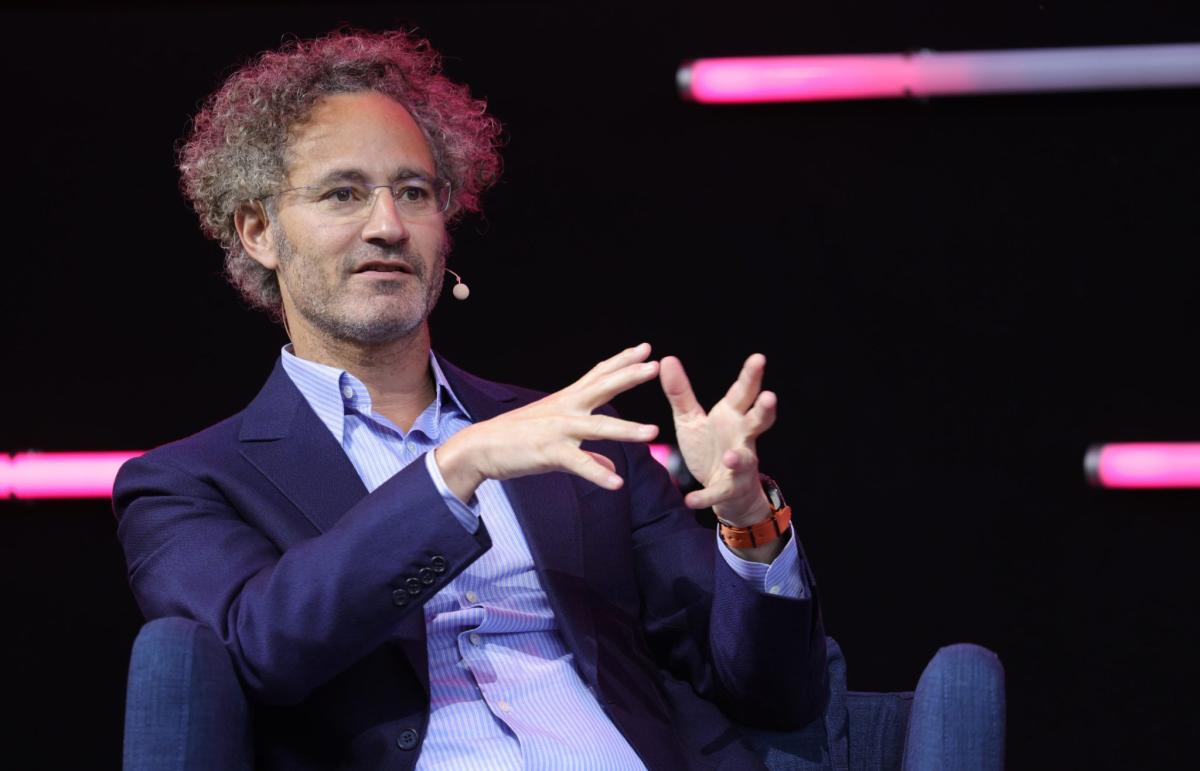 Palantir CEO Alex Karp made nearly  billion from selling company stock last year—mostly in the leadup to the presidential election