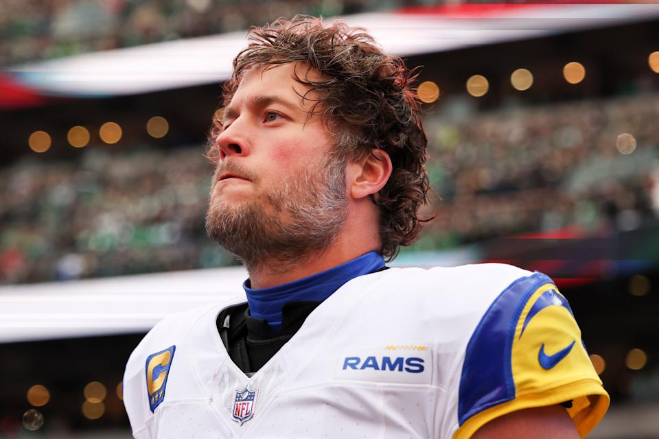 Rams QB Matthew Stafford agrees to stay with Los Angeles on restructured deal