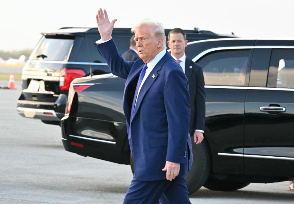 Secret Service arrests man who jumped over wall at Mar-a-Lago one day before Trump’s return