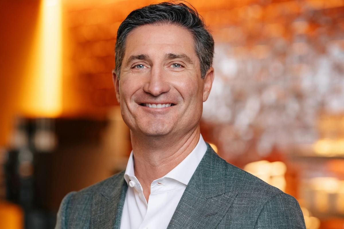 Starbucks hoped mobile orders and the drive-thru would save its business. New CEO Brian Niccol says that was a mistake