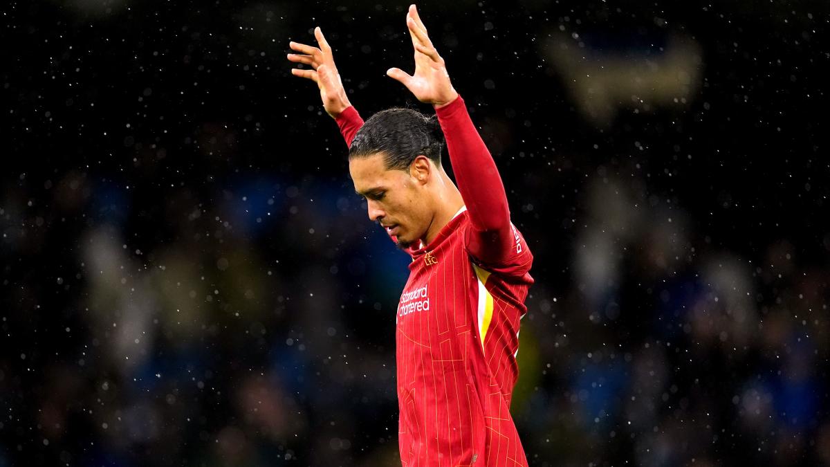 Virgil van Dijk focused despite fans chanting ‘we’re going to win the league’